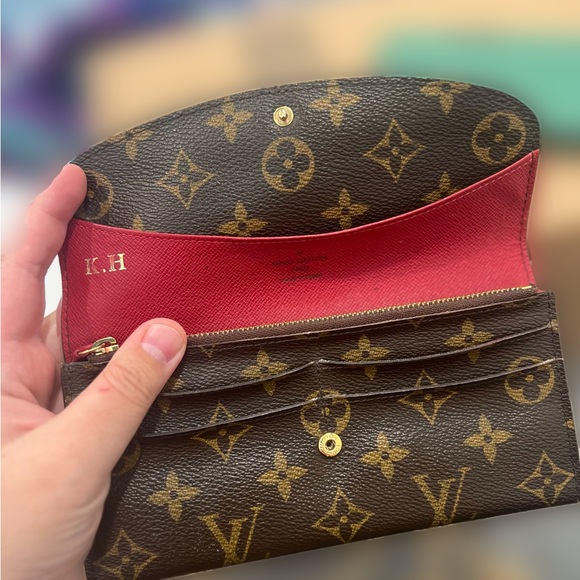 Louis Vuitton Brown and Red Emilie wallet - Picture 2 of 11